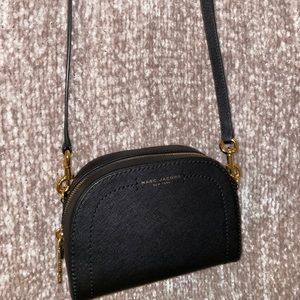 Small black Marc Jacobs crossbody bag - like new.